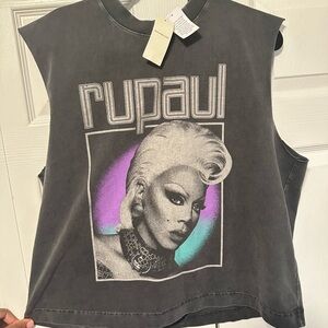 RuPaul Sleeveless crop shirt  - Gray